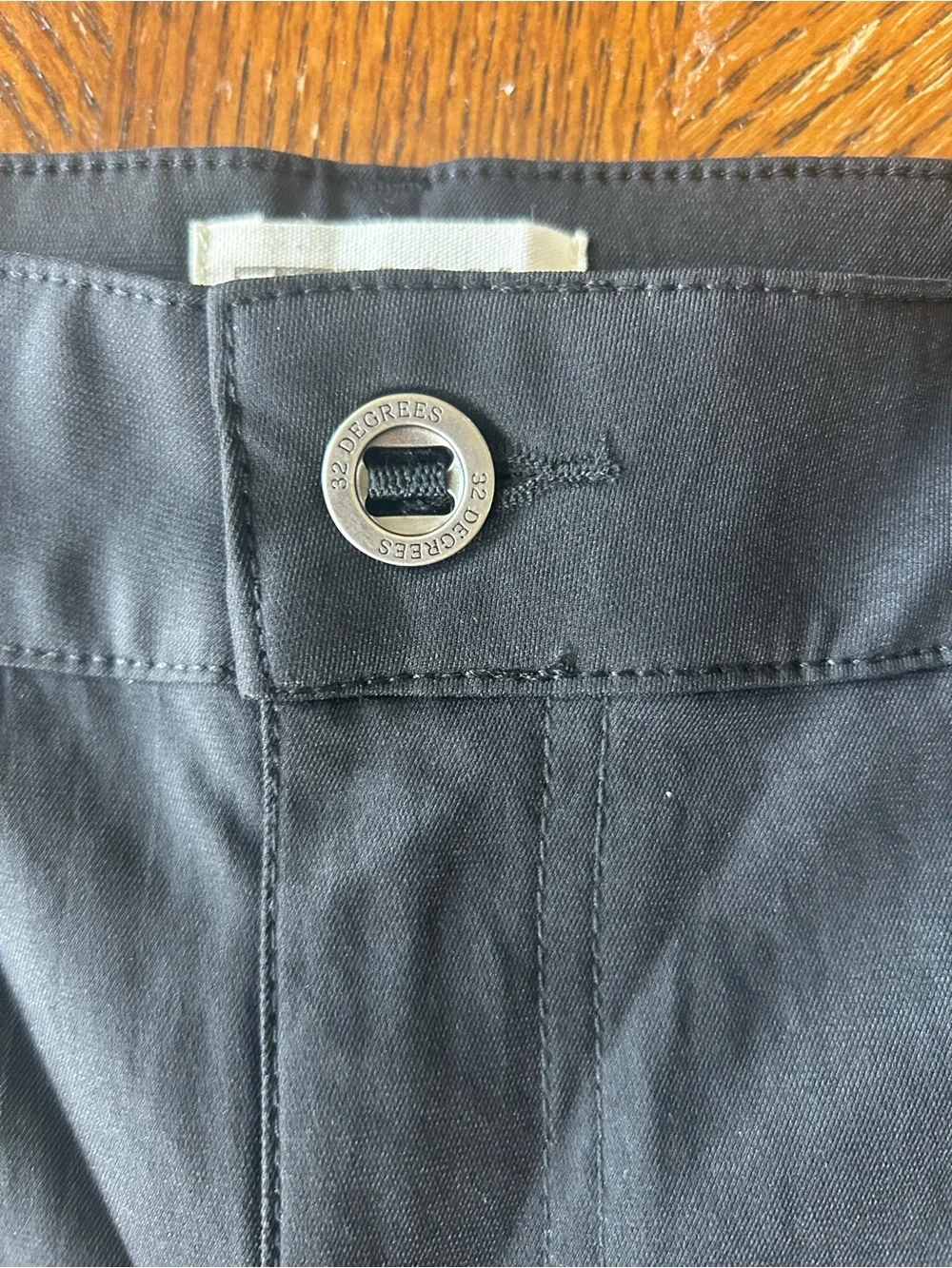 32 degree La Men's 9” inseam Stretch Shorts - Black size 32